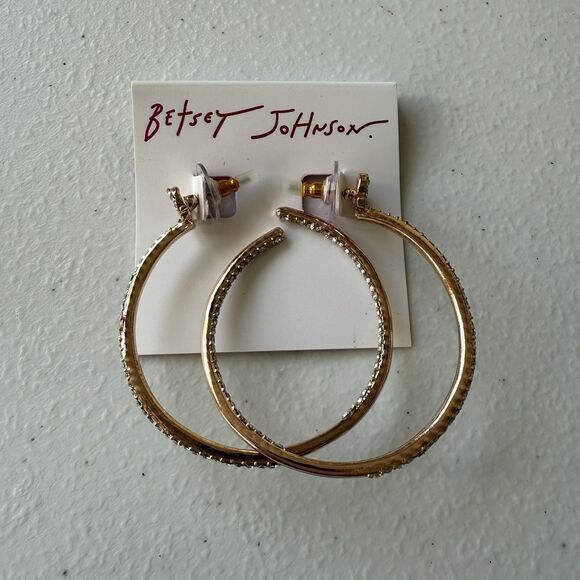 NWT betsey johnson gold tone crystal hoop earrings - Picture 1 of 4
